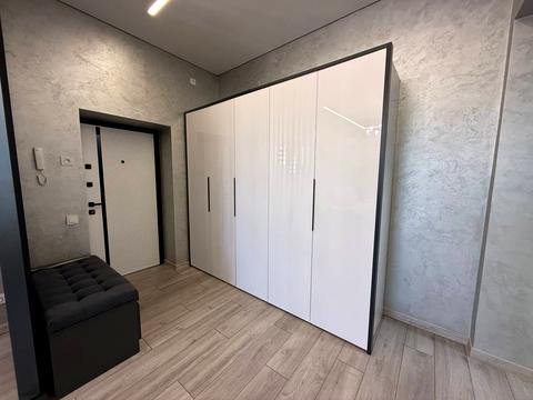 квартира за адресою Захисників України пл. (Визволення), 3