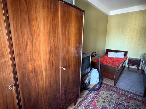 кімната за адресою Українська вул., 42