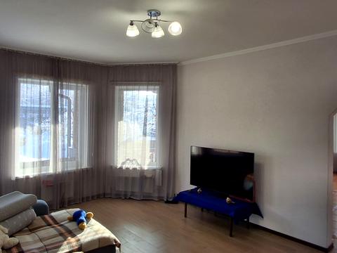 будинок за адресою Новаторів вул.