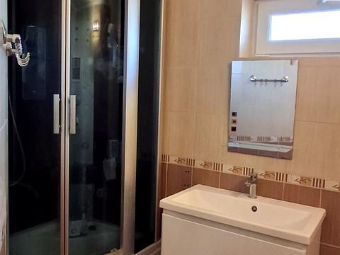 будинок за адресою Новаторів вул.