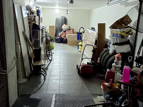 будинок за адресою Новаторів вул.