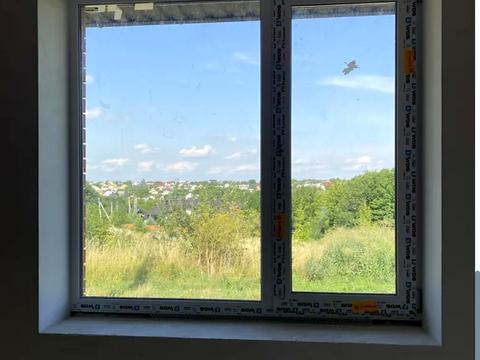 будинок за адресою Івасюка, 72