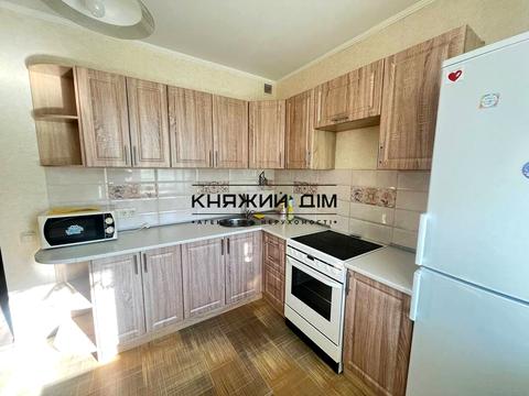 квартира за адресою Академіка Вернадського бульв., 24