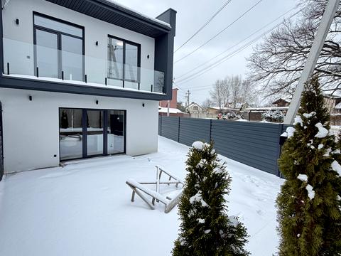 дом по адресу піддубна, 7