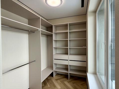 дом по адресу піддубна, 7