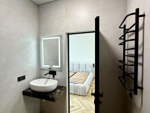 дом по адресу піддубна, 7