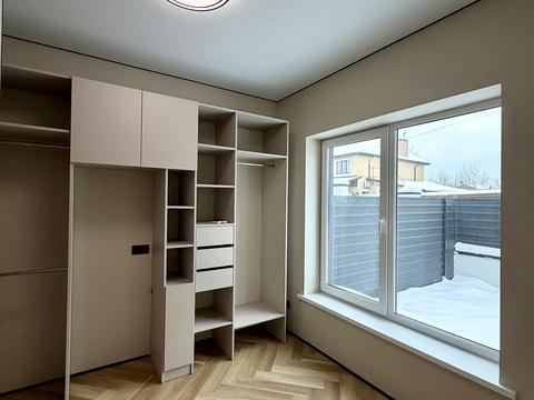 дом по адресу піддубна, 7