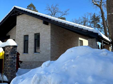 дом по адресу Евгения Коновальца ул.