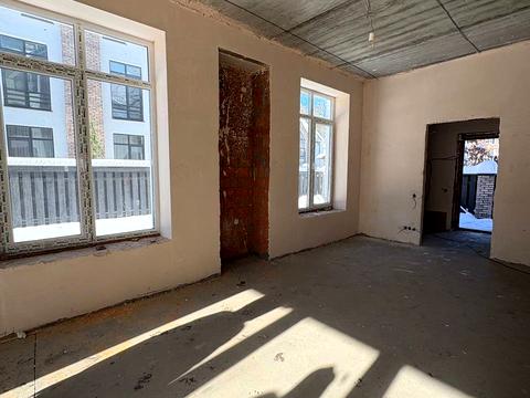 дом по адресу Евгения Коновальца ул.