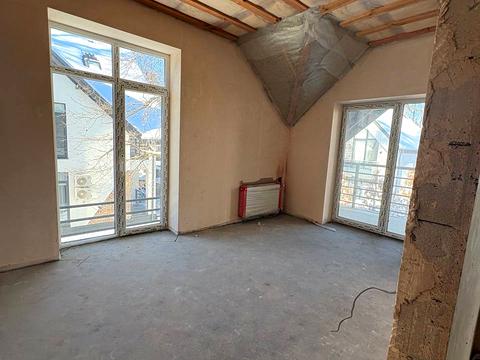 дом по адресу Евгения Коновальца ул.