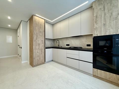 квартира за адресою Романа Вірастюка вул., 3