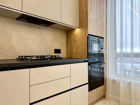 квартира за адресою Романа Вірастюка вул., 3