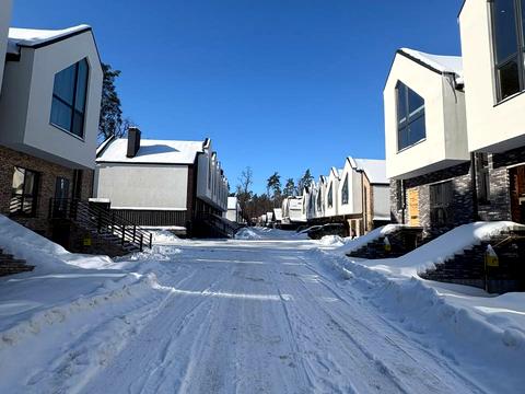 дом по адресу Евгения Коновальца ул.