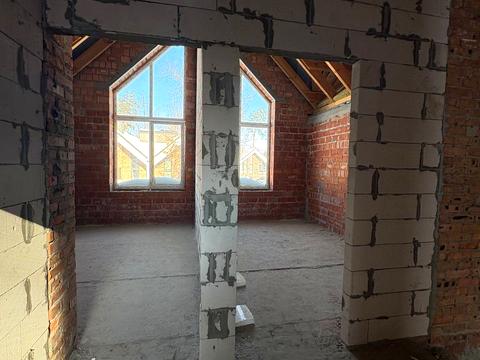 дом по адресу Евгения Коновальца ул.