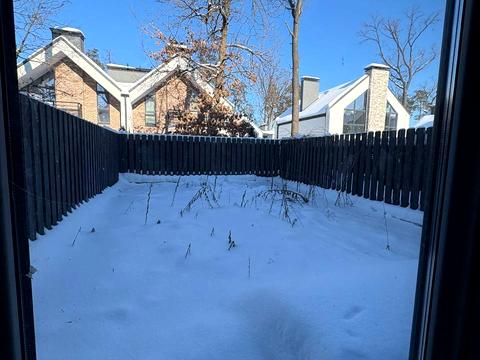 дом по адресу Евгения Коновальца ул.