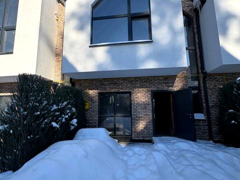 дом по адресу Евгения Коновальца ул.