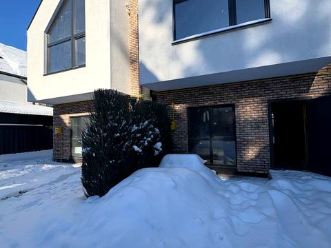 дом по адресу Евгения Коновальца ул.