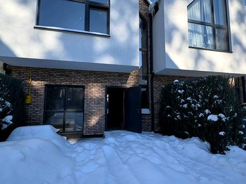 дом по адресу Евгения Коновальца ул.