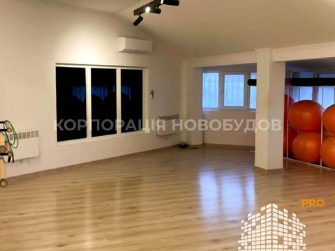 коммерческая по адресу Занковецька, 10А