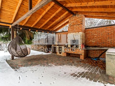 будинок за адресою Центральна вул.