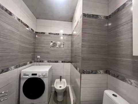 квартира за адресою Степана Бандери просп., 36