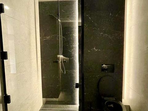 комерційна за адресою Київ, Центральна вул., 21