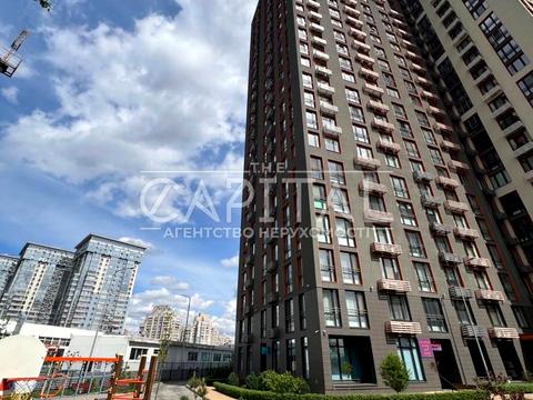 комерційна за адресою Дніпровська набережна вул., 16-Г