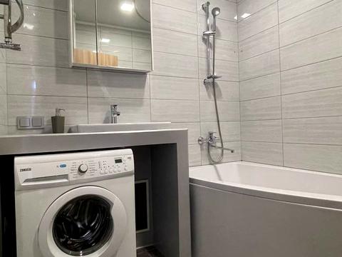 квартира за адресою Високовольтна вул., 14-Д