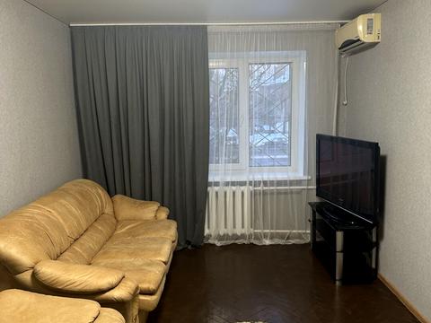 квартира за адресою Леоніда Каденюка просп. (Юрія Гагаріна), 9