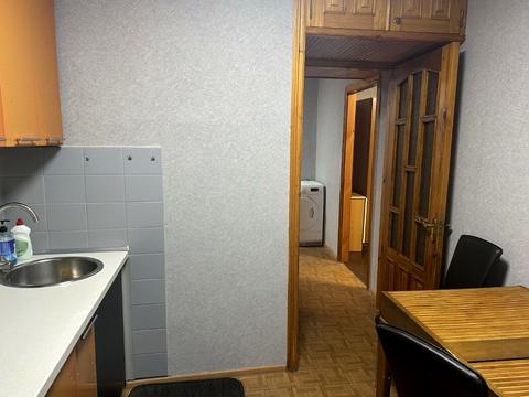 квартира за адресою Леоніда Каденюка просп. (Юрія Гагаріна), 9