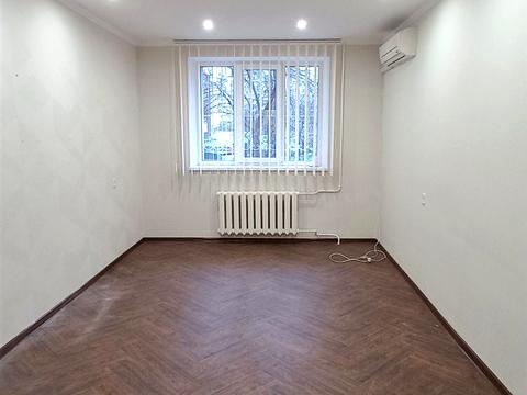 коммерческая по адресу Владимира Ивасюка просп. (Героїв Сталінграду), 20