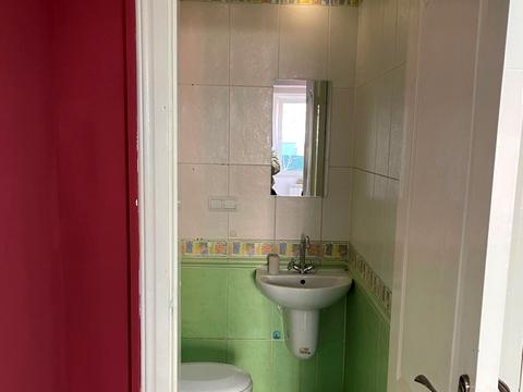 комерційна за адресою Галицька, 32