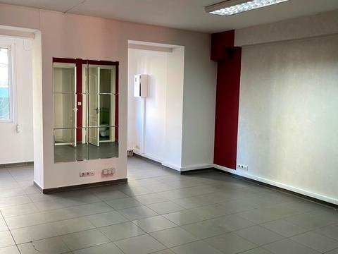 комерційна за адресою Галицька, 32