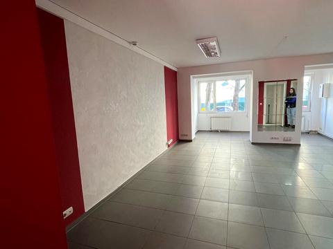 комерційна за адресою Галицька, 32