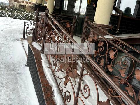 коммерческая по адресу Відпочинку, 1