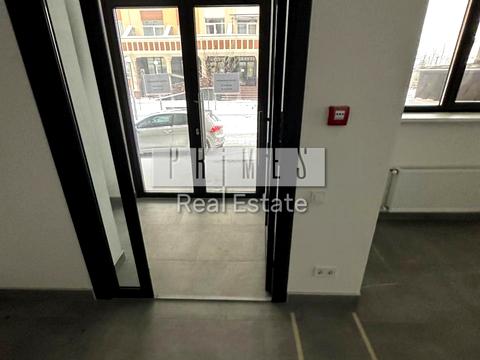 коммерческая по адресу Відпочинку, 1