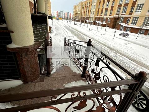 коммерческая по адресу Відпочинку, 1