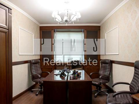 комерційна за адресою Київ, Антоновича вул. (Горького), 131