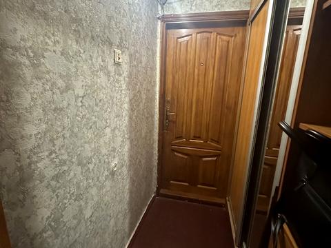 квартира за адресою Космонавтів вул., 8а