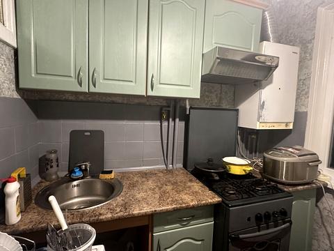 квартира за адресою Космонавтів вул., 8а