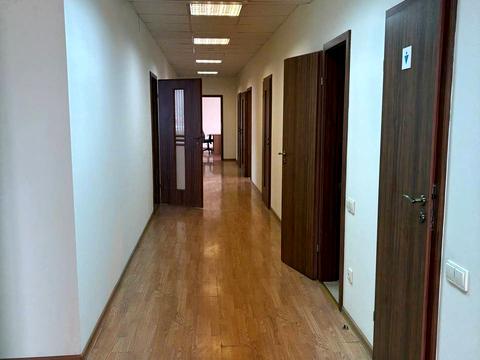 комерційна за адресою Львів, Богдана Хмельницького вул., 212