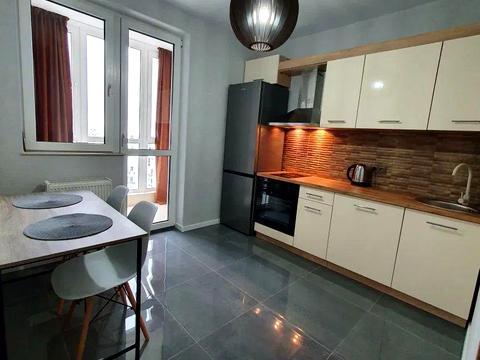 квартира за адресою Ревуцького вул., 40-В