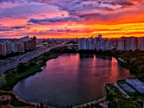 квартира за адресою Ревуцького вул., 40-В