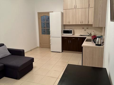 квартира за адресою В'ячеслава Чорновола вул., 11