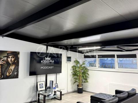 комерційна за адресою Казимира Малевича вул. (Боженка), 3