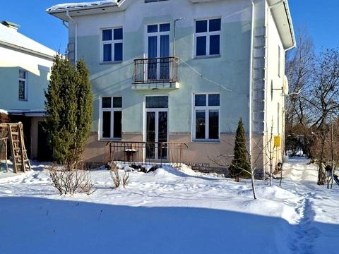 дом по адресу Різдвяна, 44