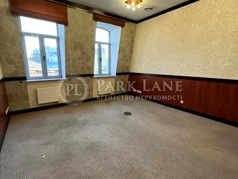 комерційна за адресою Київ, Володимирська вул., 4