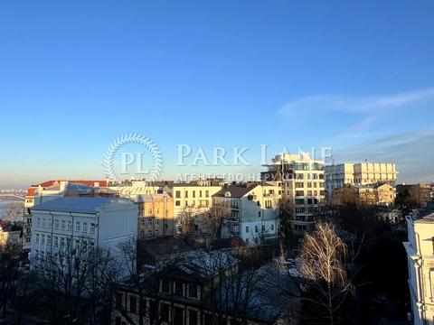 комерційна за адресою Київ, Володимирська вул., 4