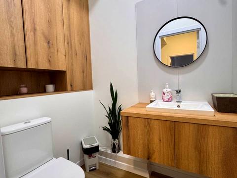 комерційна за адресою Старокостянтинівське шосе, 26/1