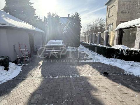 дом по адресу Бучанський